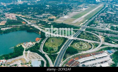 Luftaufnahme des Autobahnkreuz Stockfoto
