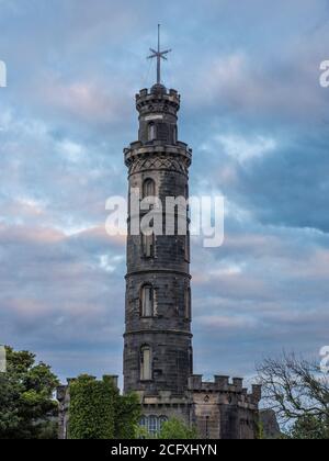 Sunrise, Nelsons Monument, Calton Hill, Edinburgh, Schottland, Großbritannien, GB. Stockfoto