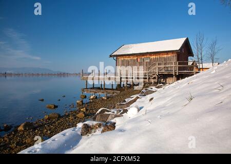 Geographie / Reisen, Deutschland, Bayern, Kochel am See, Bootsschuppen auf dem Kochelsee, Kochel , Additional-Rights-Clearance-Info-not-available Stockfoto