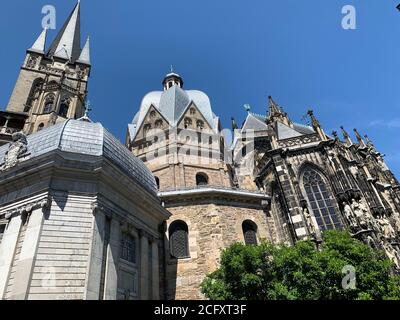 Aachener Dom. Diese römisch-katholische Kirche ist UNESCO-Weltkulturerbe. Aachen, Nordrhein-Westfalen / Deutschland Stockfoto