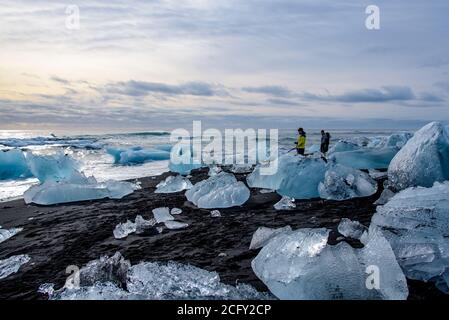 Eisberge am Diamond Beach, Island Stockfoto