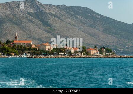 Blick auf Orebic Stadt auf Peljesac Halbinsel in Süddalmatien , Kroatien. Stockfoto