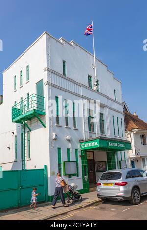 Art Deco Cinema im historischen Stadtzentrum von Sandwich, einem Cinque Port in Kent, Großbritannien, Stockfoto