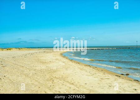 Lange und breite Strand auf Vlieland in den Niederlanden Stockfoto