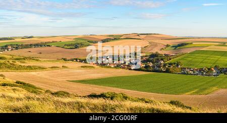 Frankreich, Pas-de-Calais (62), c?te d'Opale, Ort der beiden Kaps, Cap Blanc-Nez, das Dorf Escales aus den Höhen von Cap-Blanc-Nez Stockfoto