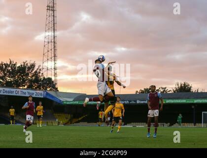 SOUTHEND AUF SEE, ENGLAND. 8. SEPTEMBER EIN allgemeiner Überblick über das Spiel während der EFL Trophy Spiel zwischen Southend United und West Ham United in Roots Hall, Southend. (Kredit: Jacques Feeney) Gutschrift: MI Nachrichten & Sport /Alamy Live Nachrichten Stockfoto