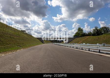 huerth, NRW, Deutschland, 09 06 2020, Straßeneinengung, noch nicht geöffnet, keine Autos, im Freien Stockfoto