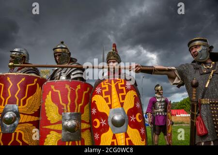 Moskau, Russland. 5. Juni 2015. Teilnehmer des 5. Zeiten und Epochen Festival - antiken Rom im Park Kolomenskoje in Moskau, Russland Stockfoto