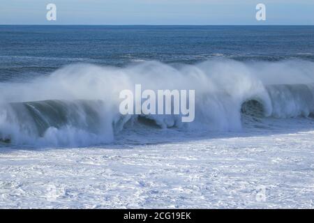 Extrem massive große Wellen des Nordatlantiks Stockfoto