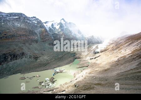 Großglockner Massiv Und Der Eingezogene Gletscher Stockfoto