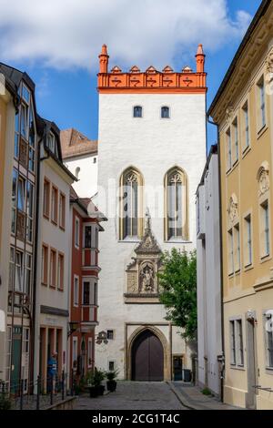 Bautzen, Sachsen / Deutschland - 7. September 2020: Blick auf die historische Altstadt von Bautzen mit ihren vielen Stadttoren Stockfoto