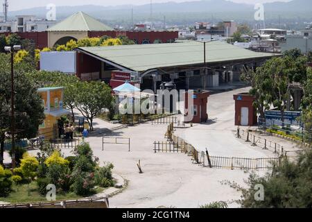 Dehradun, Uttarakhand/Indien - 06 2020. September: Dehradun's ISBT (Inter State Bus Terminal) ist aufgrund einer Coronapandemie gesperrt. Stockfoto