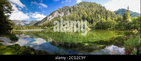 Panoramablick Bergsee aka Dürrsee (Dürrsee) bei Seewiesen in der Steiermark, Österreich Stockfoto