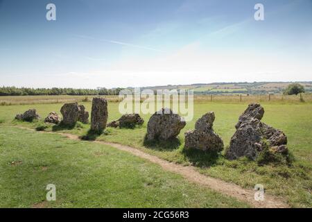 Landschaftsbild des Rollrechts Stein in der Oxfordshire Warwickshire Grenze in England Stockfoto