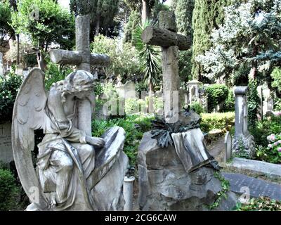 NICHT KATHOLISCHER FRIEDHOF, WO KÜNSTLER, SCHRIFTSTELLER, GELEHRTE, DICHTER UND DIPLOMATEN VON NICHT KATHOLISCHEN RELIGION IST BEGRABEN Stockfoto