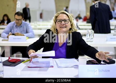 Berlin, Deutschland. September 2020. Svenja Schulze (SPD), Bundesministerin für Umwelt, Naturschutz und Reaktorsicherheit, nimmt an der geschlossenen Sitzung der SPD-Bundestagsfraktion Teil. (To dpa 'Schulze: 'Gute Argumente' für EU-Klimaschutzziel von 55 Prozent') Quelle: Britta Pedersen/dpa-Zentralbild/dpa/Alamy Live News Stockfoto