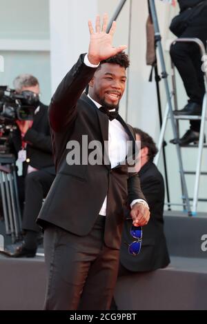 Venedig, Italien. September 2020. Frank Chamizo läuft auf dem roten Teppich vor dem Film 'Sniegu Juz Nigdy nie Bedzie' (Never Gonna Snow Again) beim 77. Filmfestival in Venedig am 07. September 2020 in Venedig, Italien. Quelle: Annalisa Flori/Media Punch/Alamy Live News Stockfoto