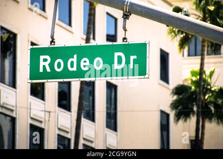 Los Angeles, Kalifornien, USA - März 2009: Straßenschild am Rodeo Drive in Beverly Hills Stockfoto