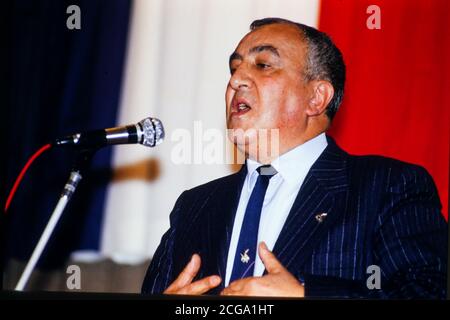 Roger Holleindre spricht in Lyon, 1988, Frankreich Stockfoto