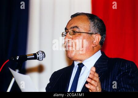 Roger Holleindre spricht in Lyon, 1988, Frankreich Stockfoto