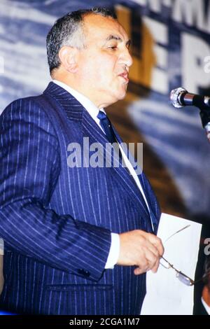 Roger Holleindre spricht in Lyon, 1988, Frankreich Stockfoto