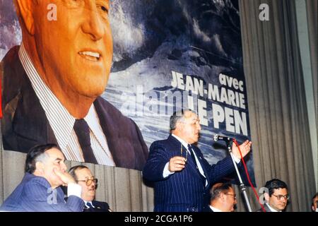 Roger Holleindre spricht in Lyon, 1988, Frankreich Stockfoto