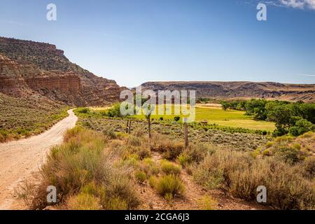 Gooseberry Mesa National Recreation Trail (NRT) liegt im südlichen Utah Red Rock Land. Auf einer Höhe von 5,200 Fuß, Blick vom mesa Rim Stockfoto