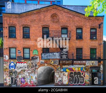 New York City, USA, Mai 2019, Blick auf das berühmte COMME des Garçons-Gebäude von West Chelsea Stockfoto