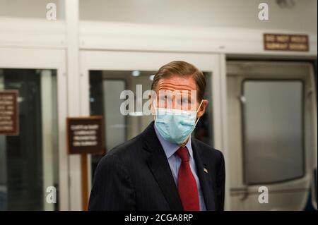 US-Senator Richard Blumenthal (Demokrat von Connecticut), macht sich auf den Weg zur Senatskammer für eine Abstimmung im US-Kapitol in Washington, DC., Mittwoch, 9. September 2020. Kredit: Rod Lampey/CNP /MediaPunch Stockfoto