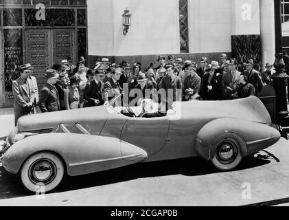 Cary Grant, Constance Bennett, 'Topper' (1937) MGM / Aktenzeichen # 34000-474THA Stockfoto