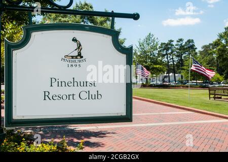 Pinehurst, North Carolina, USA. Mai 2017. USGA Pressemitteilung: LIBERTY CORNER, N.J. (Sept 9, 2020) Ã in dem Bemühen, seine Wirkung im Golf zu erweitern und seine Mission zu erweitern, das Spiel zu gewinnen und voranzubringen, wird die USGA "Golf House Pinehurst" in North Carolina einrichten, um bis 2023 eine neue Testanlage für Ausrüstung, Innovation Hub, Museum/Besucherzentrum und Büros zu umfassen, Und Gastgeber fünf U.S. Open Championships in der Golf-reichen Staat bis 2047.die Ankündigung fügt vier U.S. Open Championships auf dem berühmten Pinehurst Nr. 2 Platz Ã in 2029, 2035, 2041 und 2047 Ã zu den alread bestreiten Stockfoto