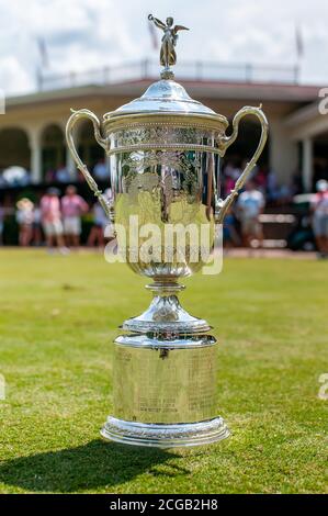 17. August 2019, Dorf Pinehurst, North Carolina, USA: USGA Pressemitteilung: LIBERTY CORNER, N.J. (Sept 9, 2020) Ã in dem Bemühen, seine Wirkung im Golf zu erweitern und seine Mission zu erweitern, das Spiel zu gewinnen und voranzubringen, wird die USGA "Golf House Pinehurst" in North Carolina einrichten, um bis 2023 eine neue Testanlage für Ausrüstung, Innovation Hub, Museum/Besucherzentrum und Büros zu umfassen, Und Gastgeber fünf U.S. Open Championships im Golf-reichen Staat bis 2047.die Ankündigung fügt vier U.S. Open Championships auf dem berühmten Pinehurst Nr. 2 Platz Ã in 2029, 2035, 2041 und 2047 Ã bestritten werden Stockfoto