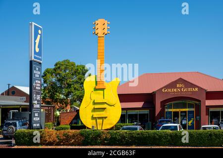 Big Golden Guitar Tamworth Australien. Stockfoto