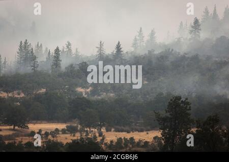 Waldbrände in der Nähe des Highway 62 in Eagle Point Oregon, 9. September 2020 Stockfoto