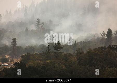 Waldbrände in der Nähe des Highway 62 in Eagle Point Oregon, 9. September 2020 Stockfoto