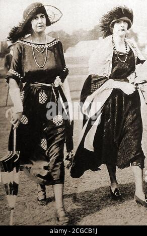 Damenmode der 1920er Jahre auf der Ascot Rennbahn in England Stockfoto