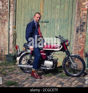 70er Jahre Jugendkultur - Bolt Motorräder - Stoke Newington - London – Großbritannien Stockfoto