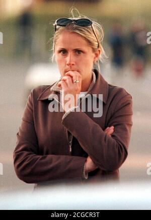 JOANNA JAGODA, FREUNDIN VON TIGER WOODS, BEOBACHTET DAS BRITISCHE OPEN GOLF TURNIER. ROYAL BIRKDALE, ENGLAND 15/6/1998 BILDNACHWEIS : © MARK PAIN Stockfoto