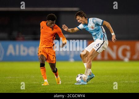 08-09-2020: Sport : Jong Oranje gegen Jong Noorwegen Jong Oranje Spieler Javairo Dilrosun und Jong Noorwegen Spieler Kristoffer Askildsen während der Matc Stockfoto