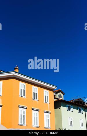 Piran, Slowenien, Alte und bunte Teile des Hauses Stockfoto