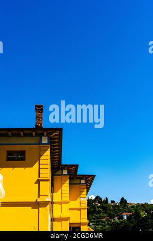 Piran, Slowenien, Alte und bunte Teile des Hauses Stockfoto