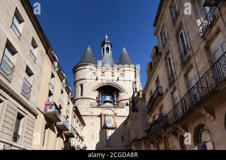 Bordeaux, Frankreich - 22. Februar 2020: Die große Glocke von Bordeaux (Grosse Cloche) Stockfoto