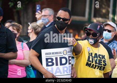 HARRISBURG, PA, USA - 07. September 2020 - Unterstützer warten auf demokratischen US-Präsidentschaftskandidat Joe Biden bei einem AFL-CIO Labor Day Virtual Event in H Stockfoto