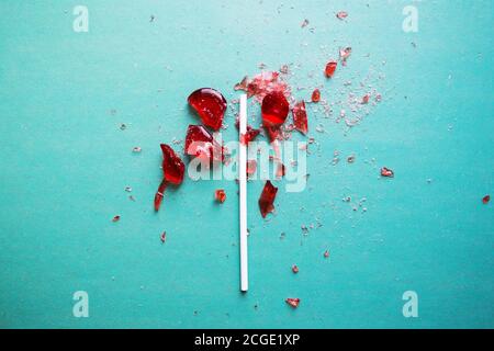 Gebrochenes Herz Lollipop Stockfoto