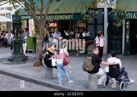 Die berühmte Buchhandlung Shakespeare and Company in Paris Stockfoto