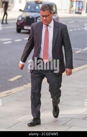 London, Großbritannien. September 2020. LONDON, 10. SEPTEMBER 2020: Alok Sharma Staatssekretär für Wirtschaft, Energie und Industrie Walks heute Nachmittag in Westminster. Bildnachweis: Ioannis Alexopoulos/Alamy Live News Stockfoto