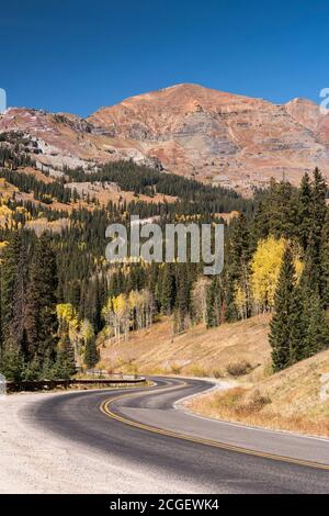 Ruby Peak von der malerischen Kebler Pass Straße aus gesehen. Stockfoto