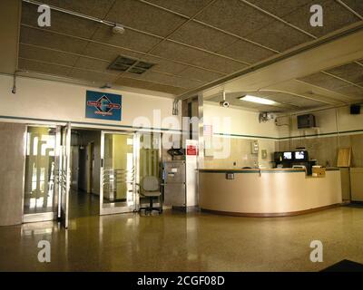 Los Angeles, Kalifornien, USA - Januar 2005: Archivansicht des alten Büros des Verkehrsministeriums in der Lobby der 120 S Spring Street. Das Gebäude wurde 2006 abgerissen. Stockfoto