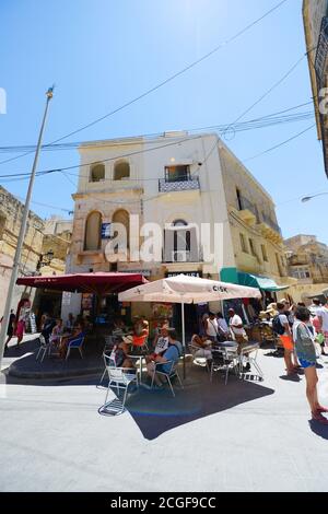 Spaziergang durch Victoria, Gozo, Malta. Stockfoto