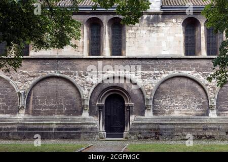 Seiteneingang zum Naumburger Dom St. Peter und Paul Stockfoto